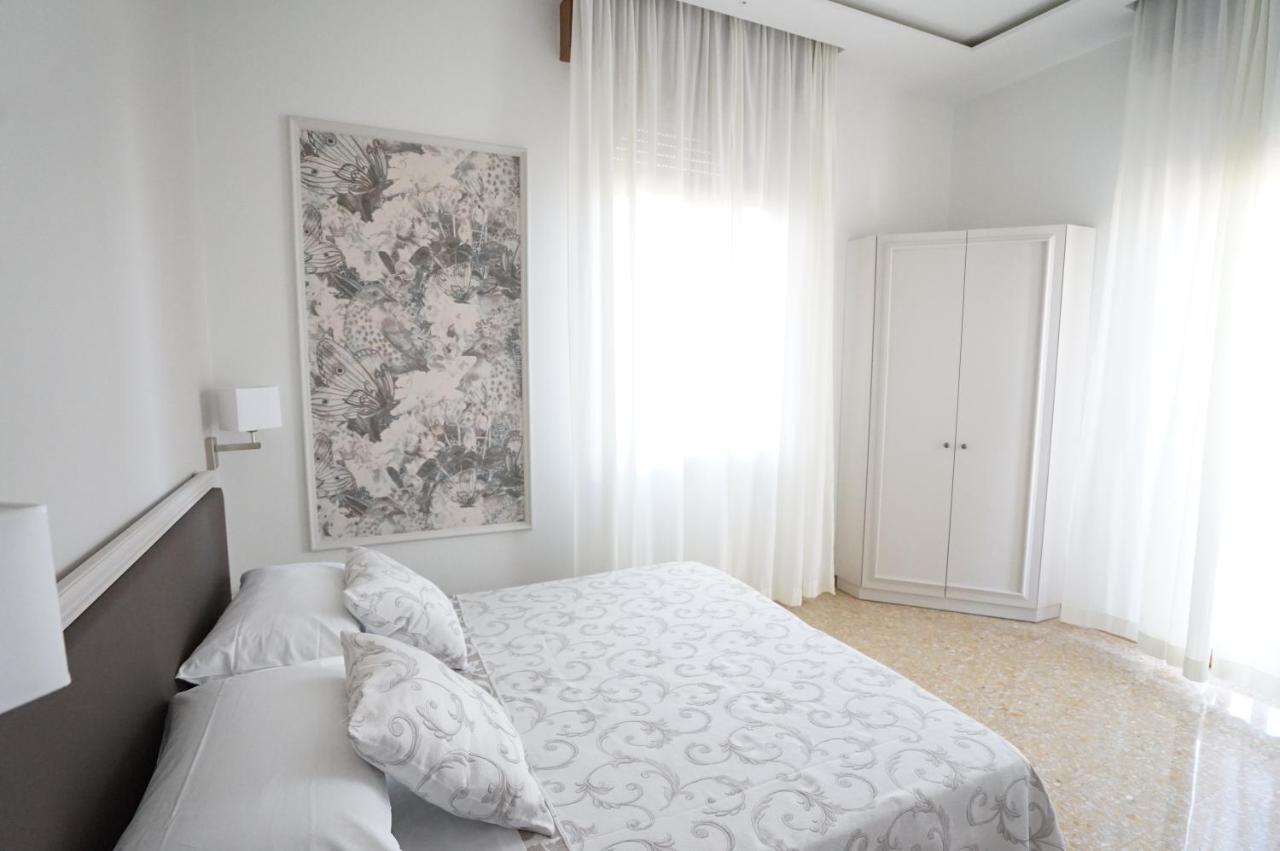 Hotel Villa Fulgida Cattolica Eksteriør billede