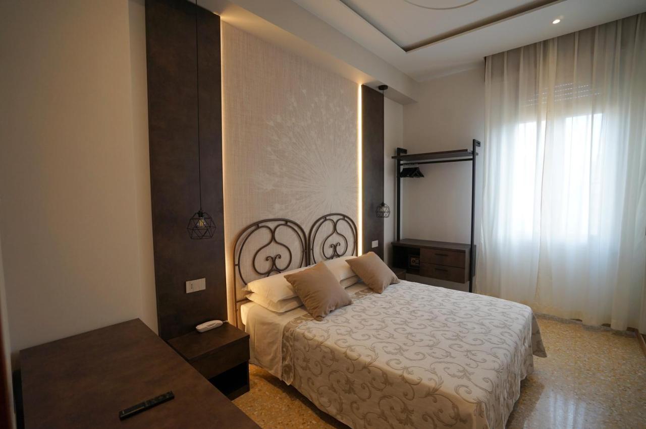 Hotel Villa Fulgida Cattolica Eksteriør billede