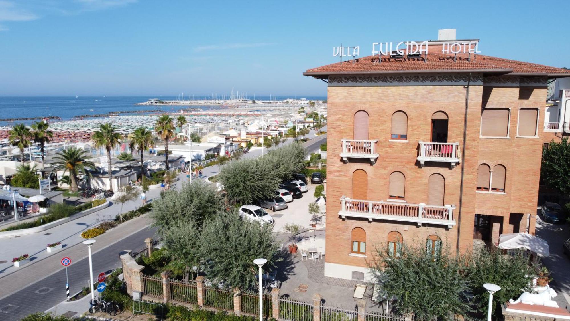 Hotel Villa Fulgida Cattolica Eksteriør billede