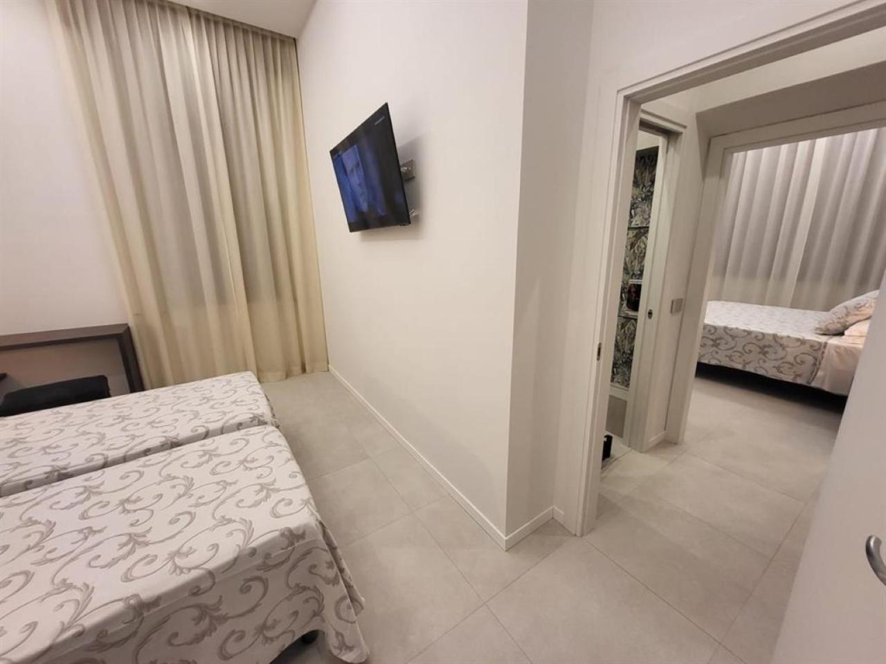Hotel Villa Fulgida Cattolica Eksteriør billede